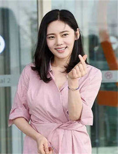 《巜与上司的妻子2-亚洲精品一区二区午夜无码》